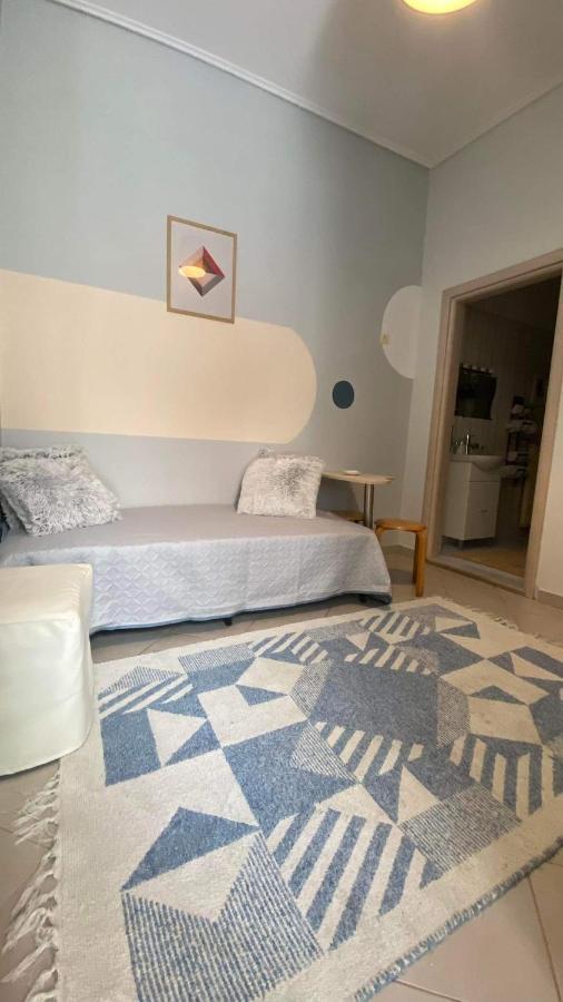 cozy minimal apartment Pireo Esterno foto