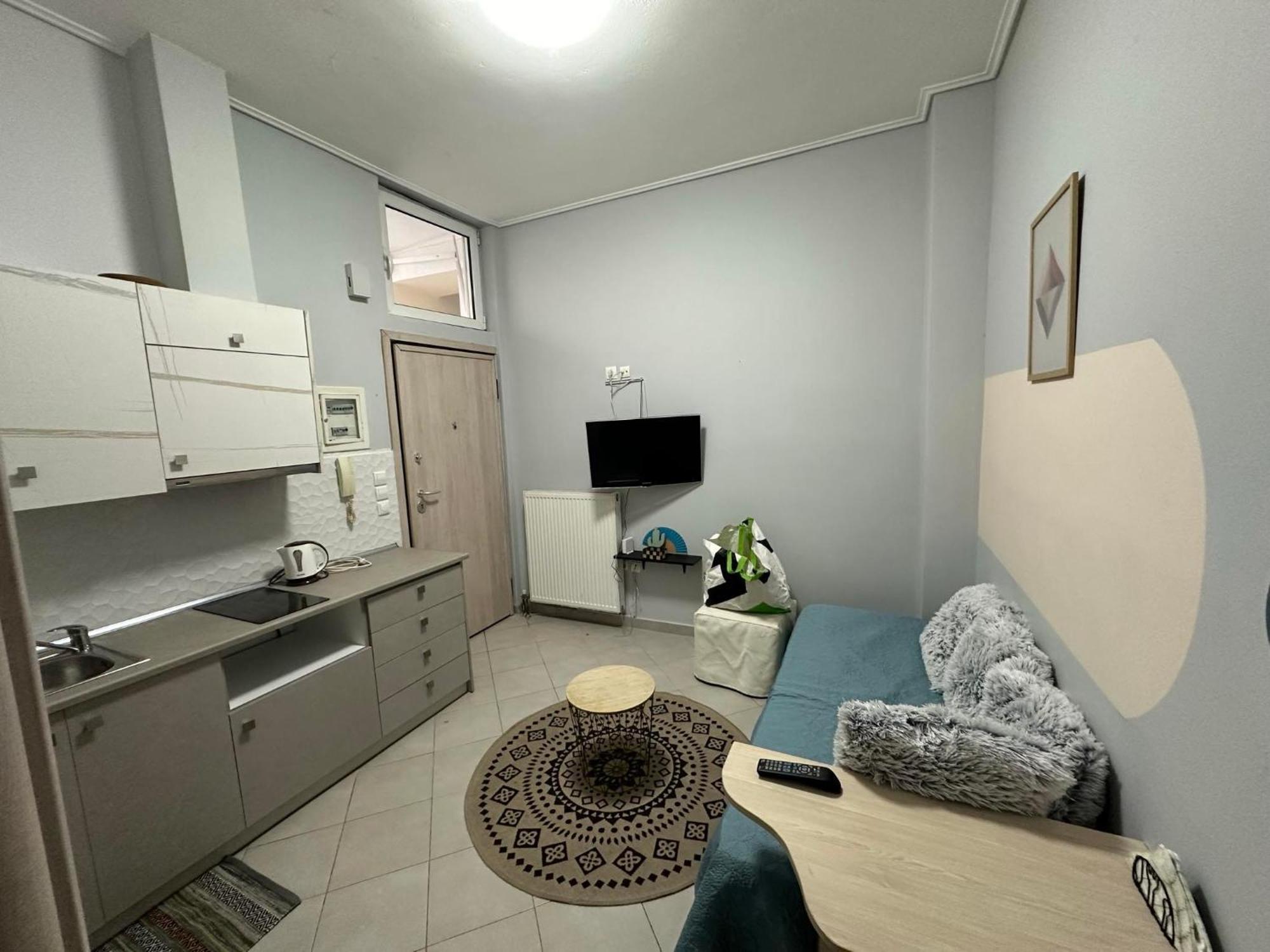 cozy minimal apartment Pireo Esterno foto